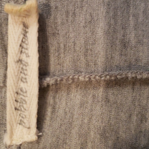 Pebble and Stone top lightweight with drape front and shawl collar - Picture 2 of 8